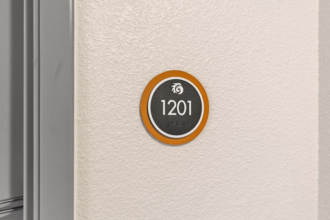 Simplicity At the Rim · Unit 1201  2/2