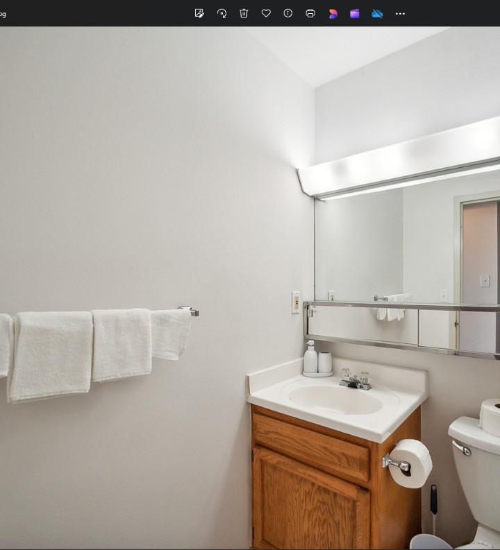 Pa Place 501, 2br