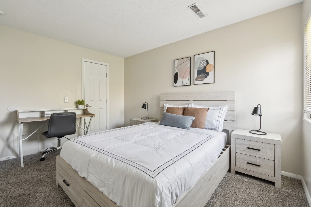 1 Bedroom · Signature layout