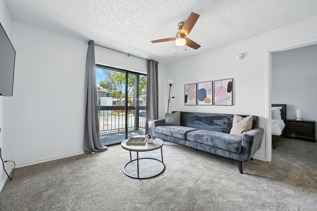 Mueller Flats · Unit 614 1/1