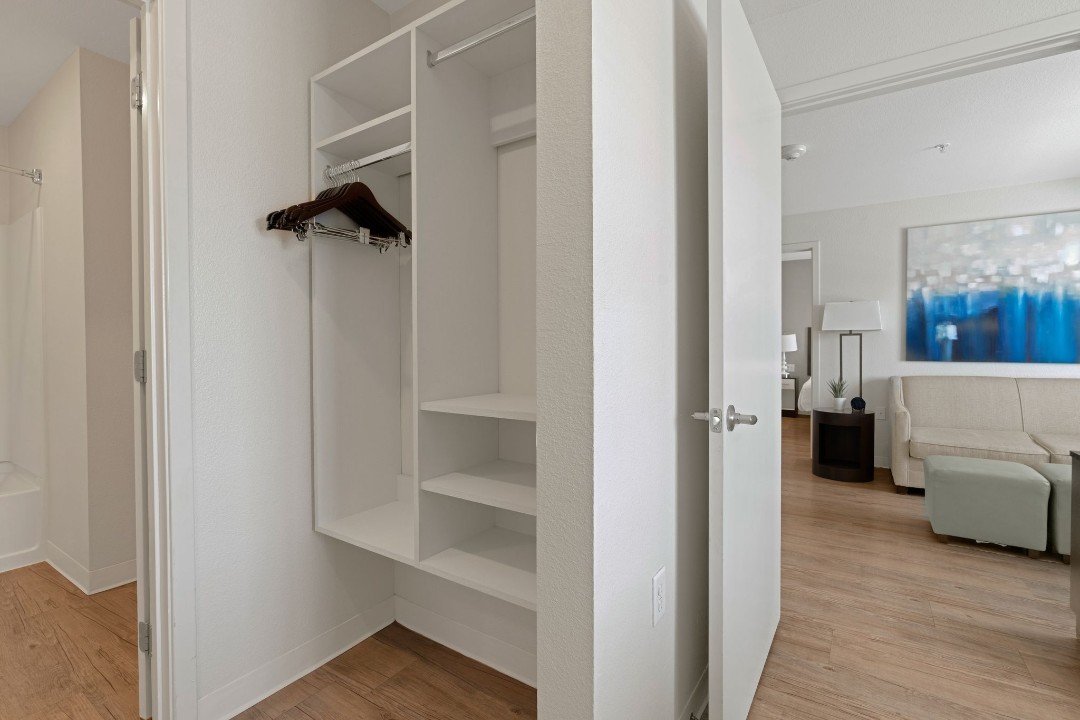 Simplicity At the Rim · Unit 1408 2/2