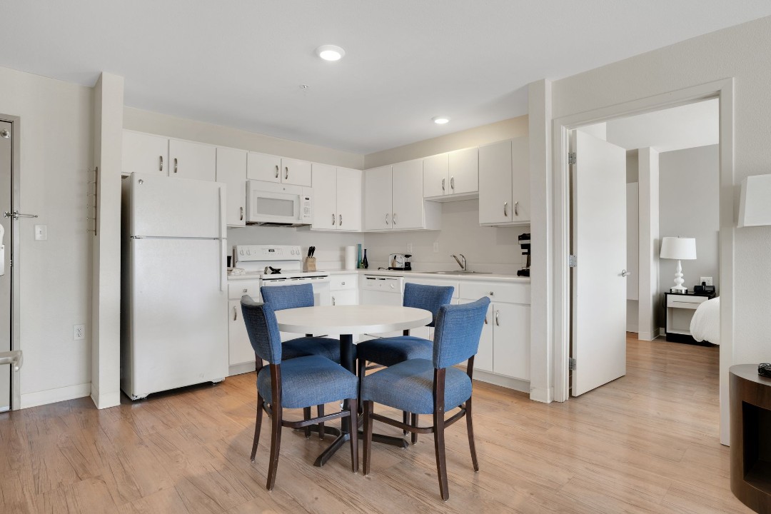 Simplicity At the Rim · Unit 1316 2/2