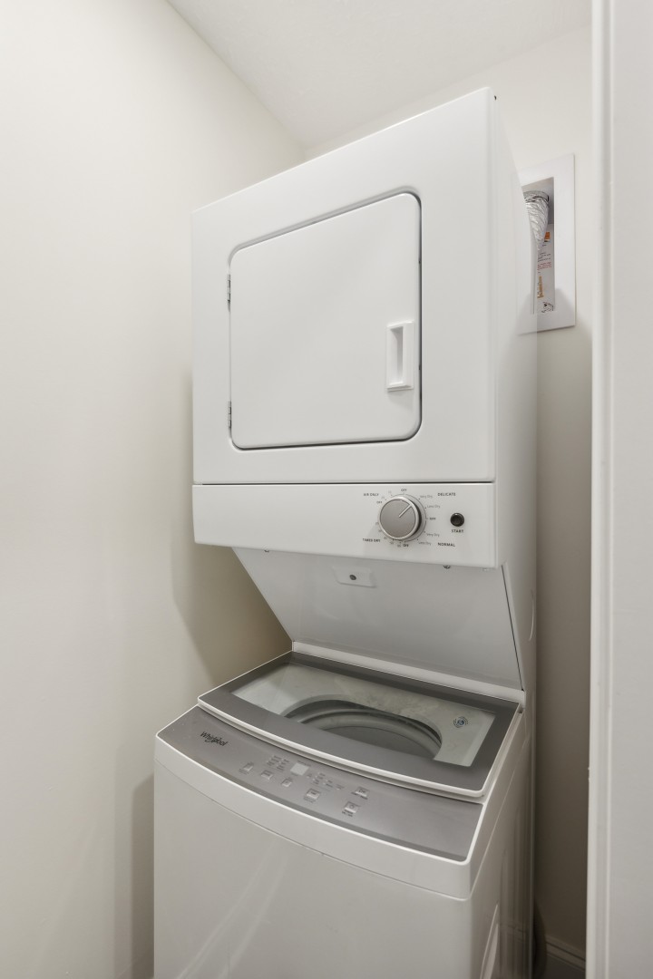 Alto · Unit K4 2bd/2.5 bth