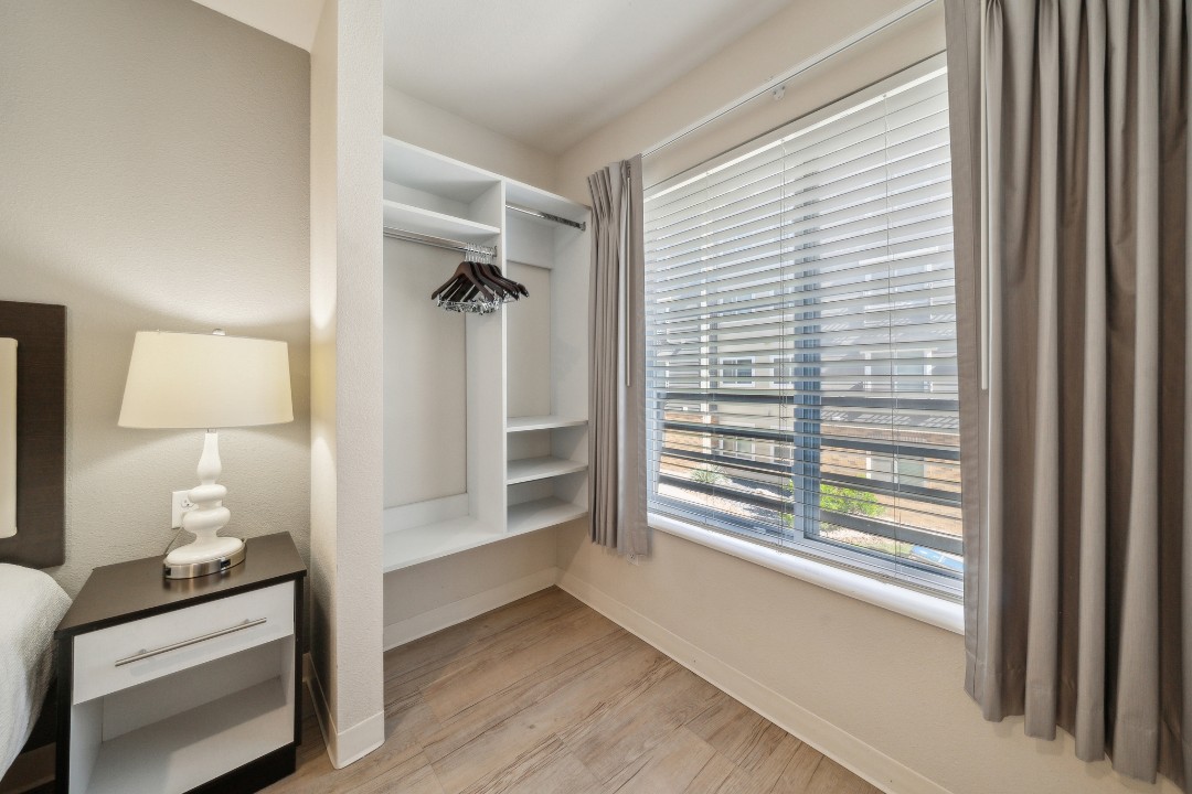 Simplicity At the Rim · Unit 1217  1/1
