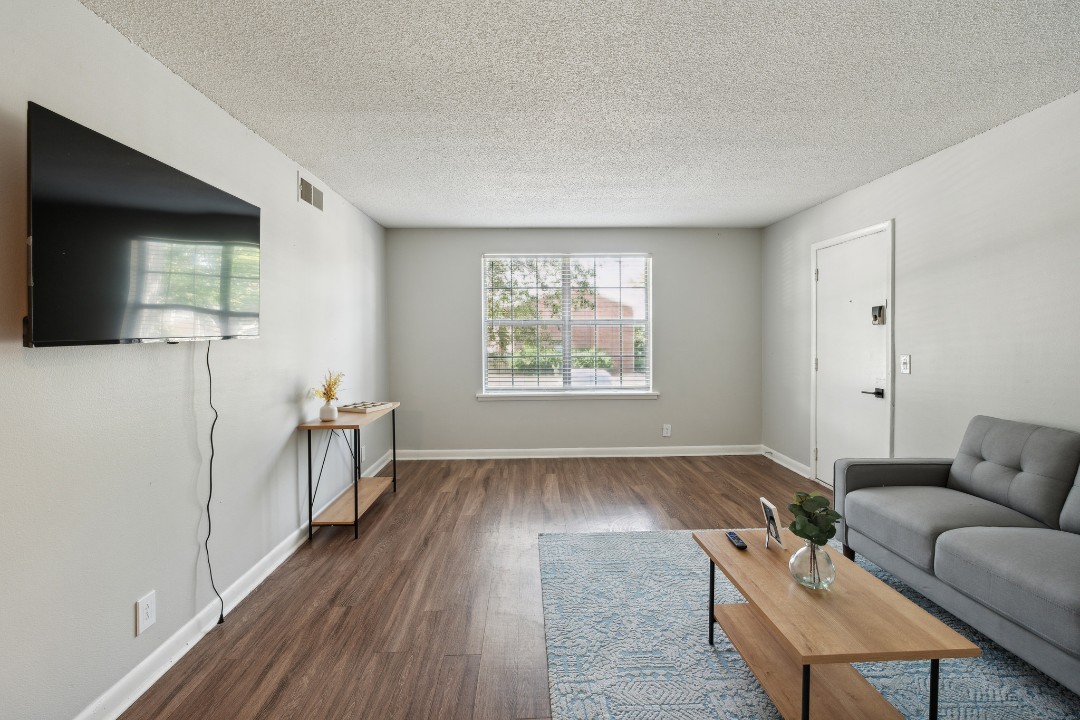 Brentwood Hills, A2 - · Unit 1/1