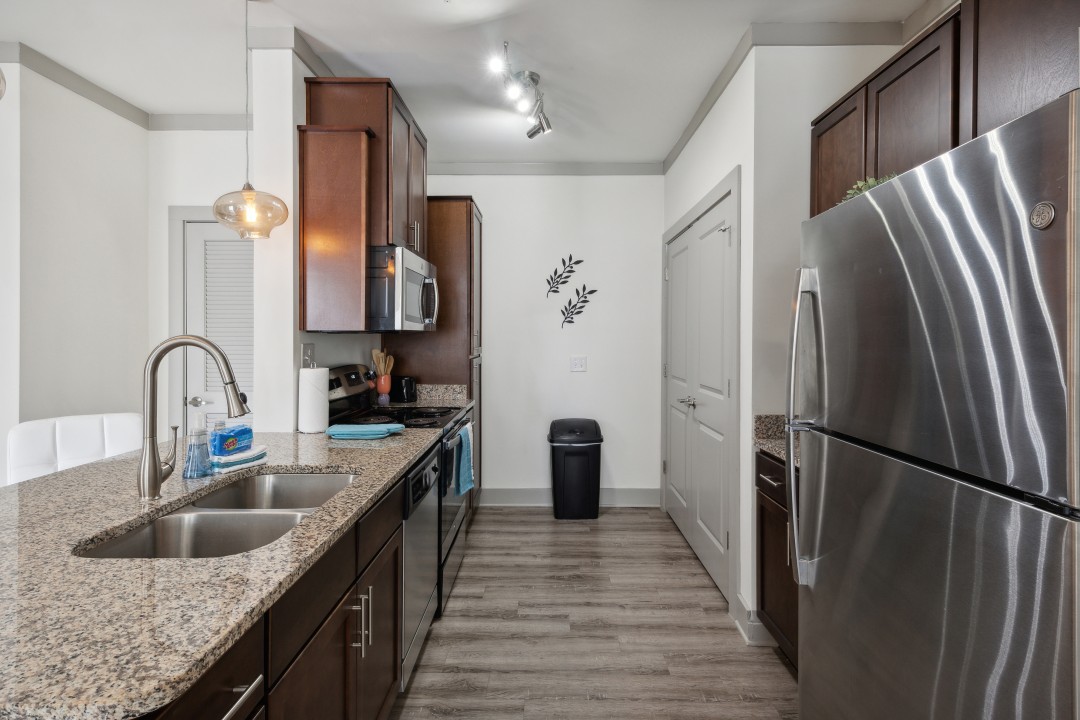 Overlook at Farragut 7207, · Unit 2/2