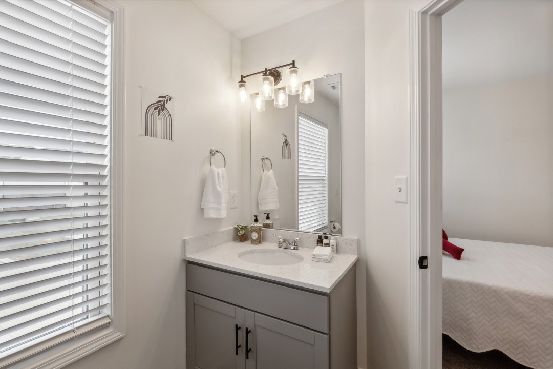 Alto · Unit D8 2bd/2.5 bth