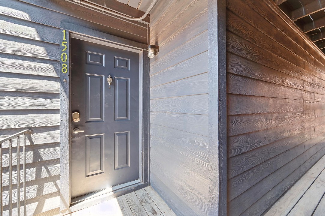 Mueller Flats · Unit 1508 1/1