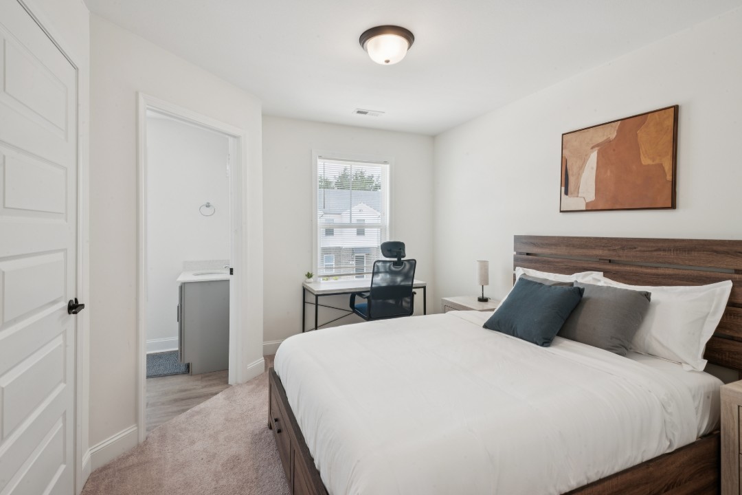 Arte Luxury townhomes Q4 2/2.5