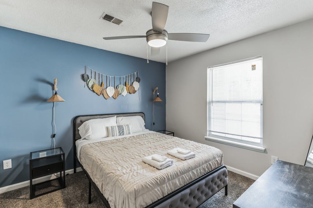 Carlson Bay, 965-201, · Unit 1/1