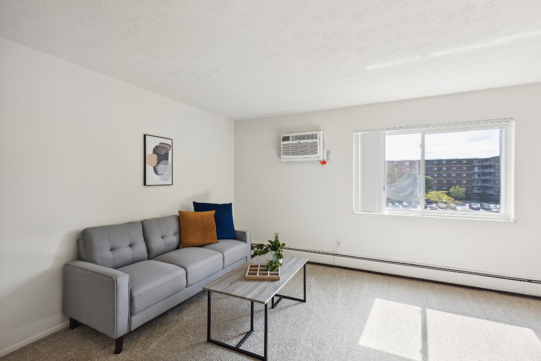 Midtown Towers 3602, · Unit 1/1