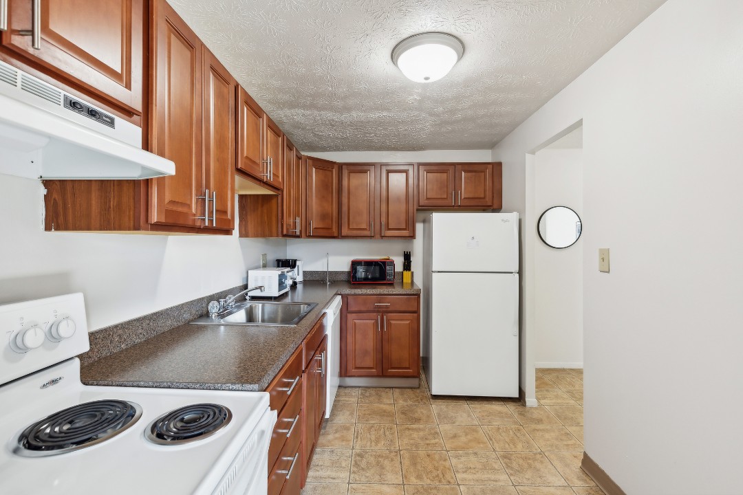 Midtown Towers 3602, · Unit 1/1