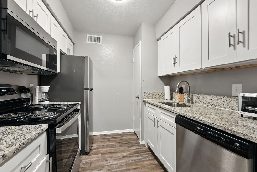 Eureka village · Unit 227 2/1