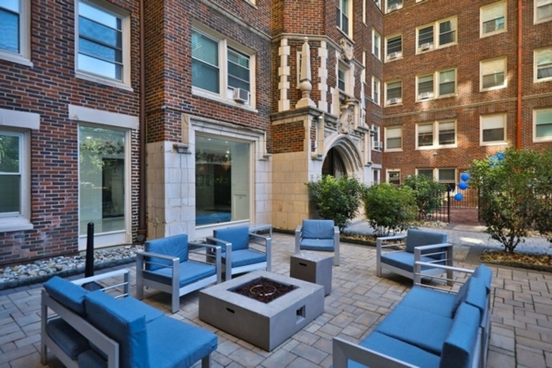 Fairfax Apartments · Unit 303