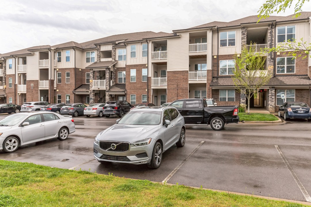 Overlook at Farragut 3212, · Unit 1/1