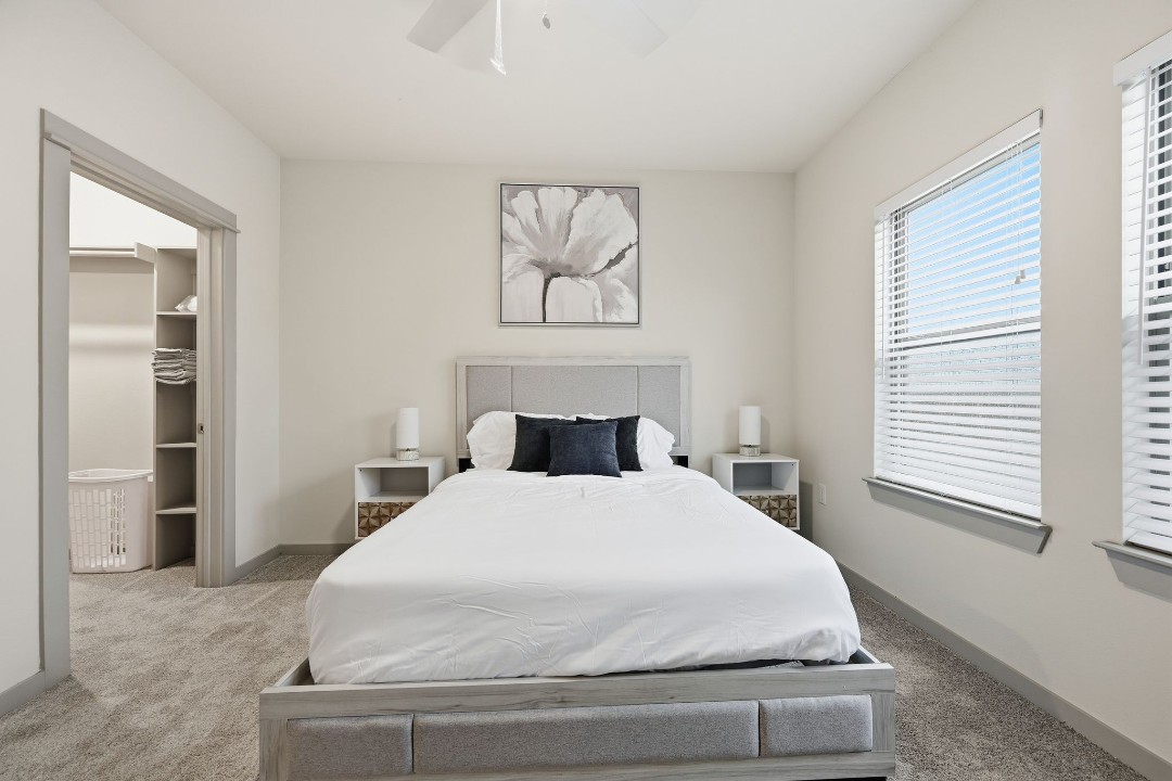Chisholm Trace · Unit 1236 1/1