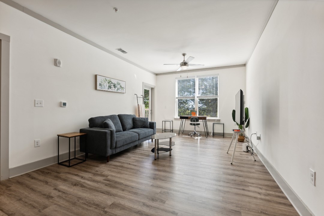 Overlook at Farragut 3111, 1BD/1BD