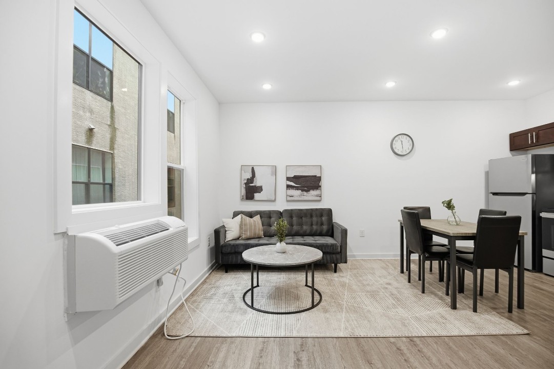 Fairmount Square 1528- 3B · Unit 1/1