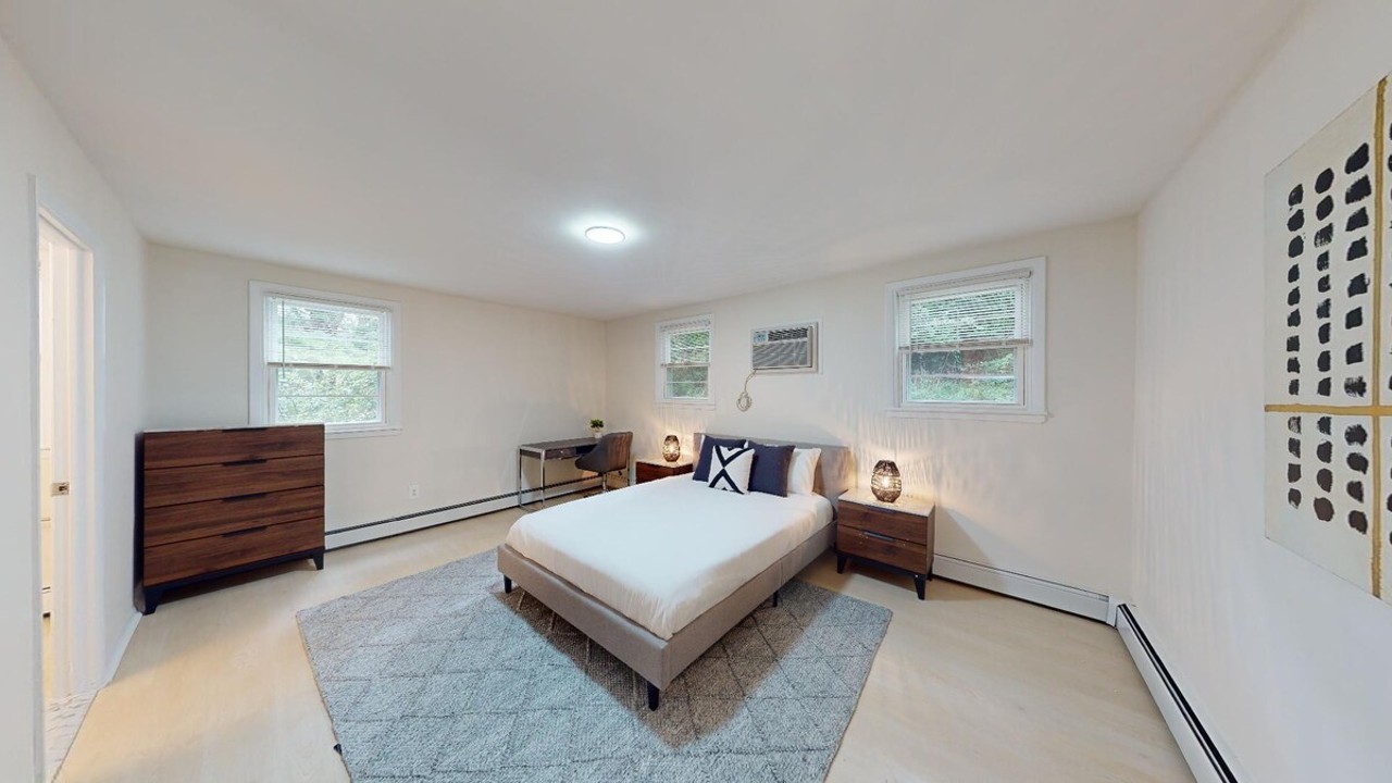 2 Bedrooms · Signature layout