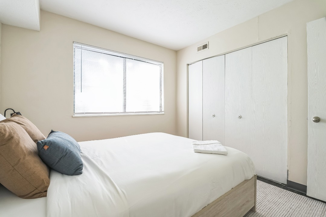 Northwoods 8208-1B · Unit 2/1