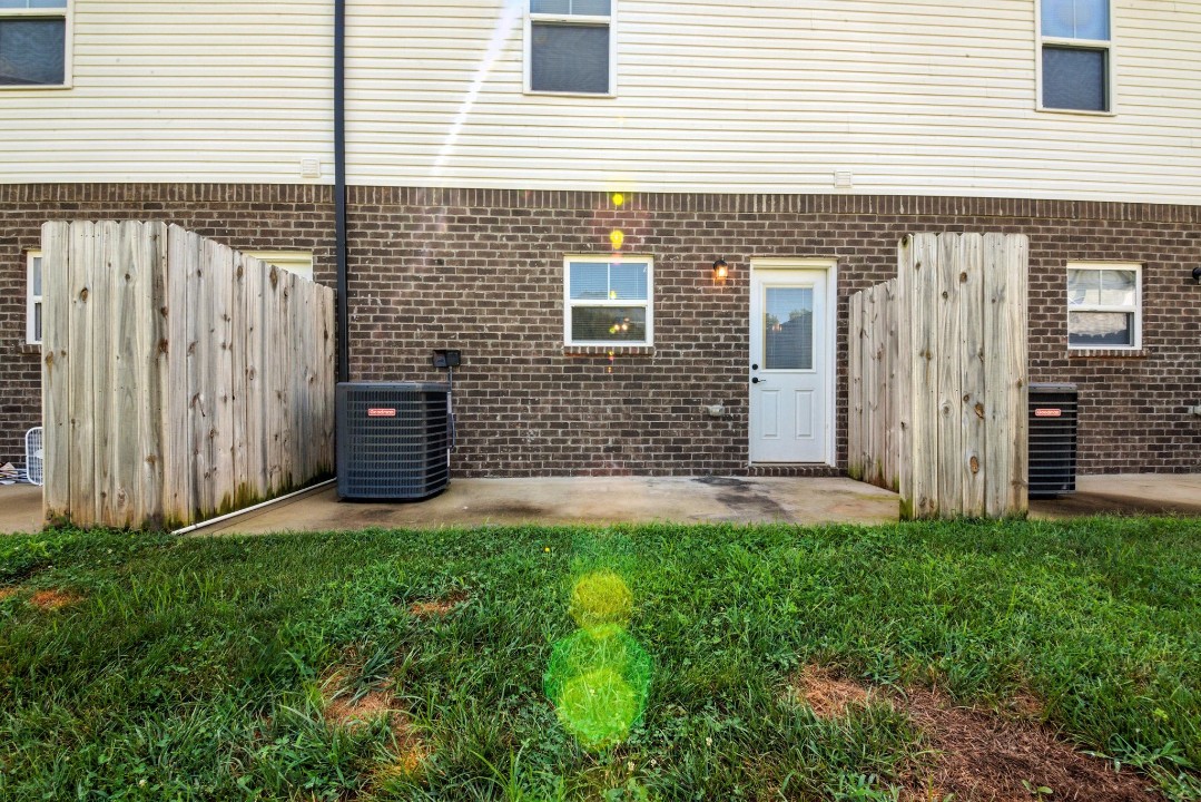 Arte Luxury townhomes O5 2/2.5