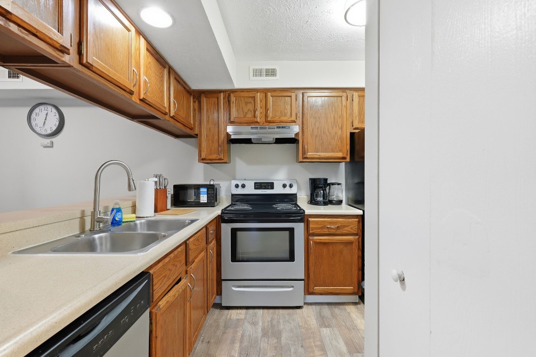 Northwoods 144-2C · Unit 1/1