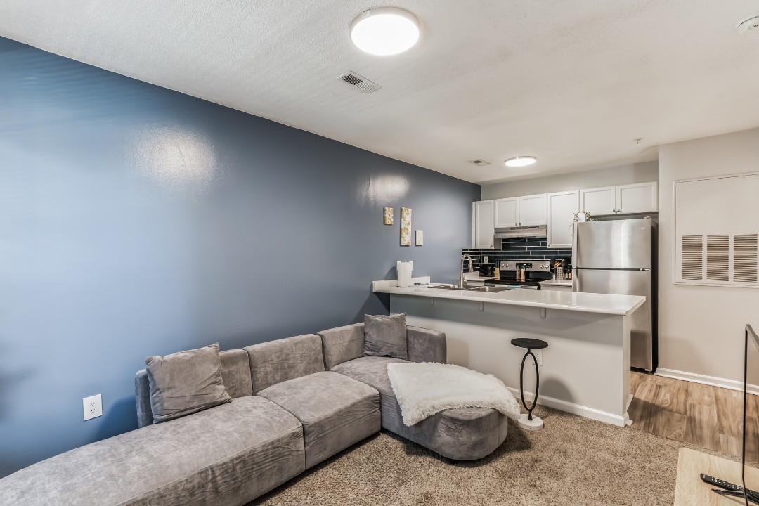 Carlson Bay, 965-201, · Unit 1/1