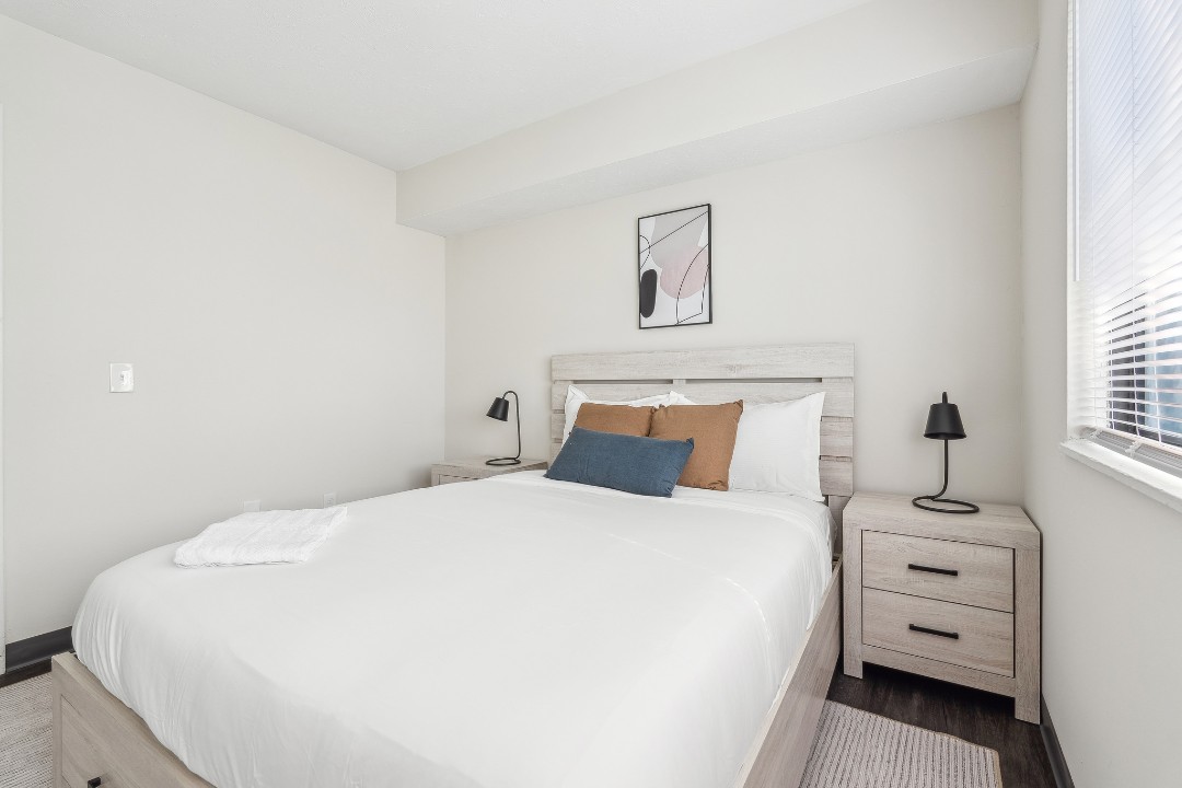 Northwoods 8208-1B · Unit 2/1