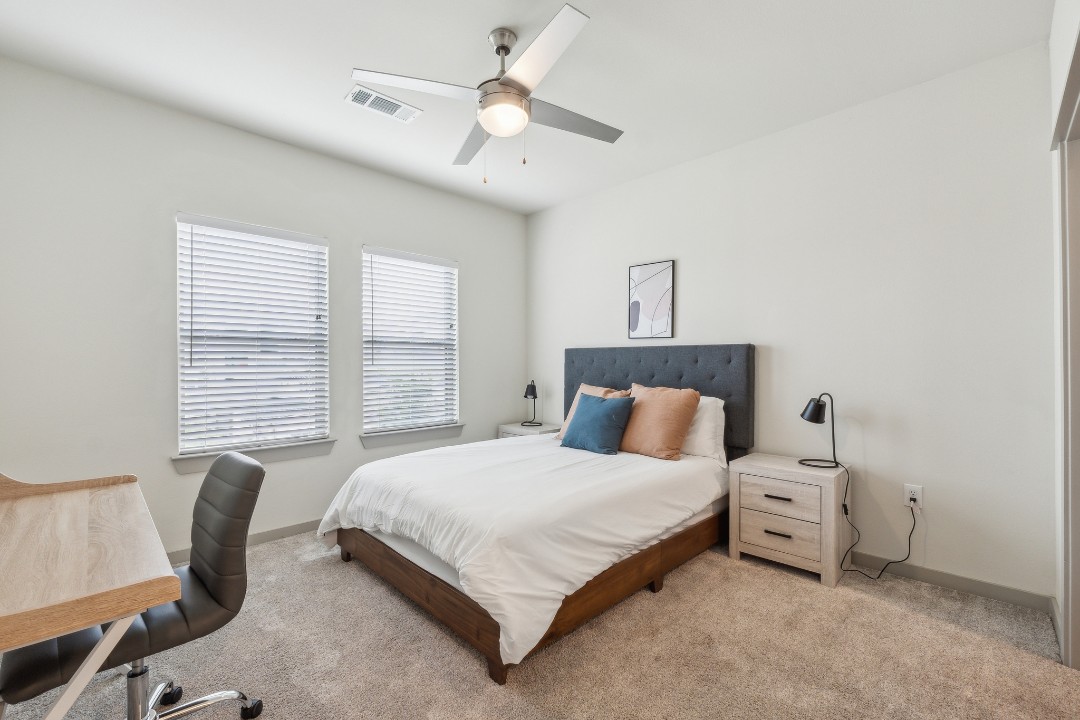 1 Bedroom · Signature layout