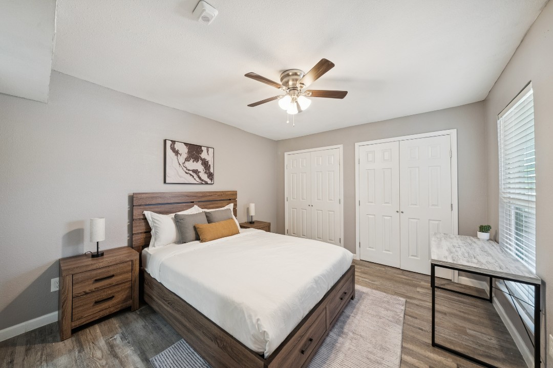 1 Bedroom · Signature layout