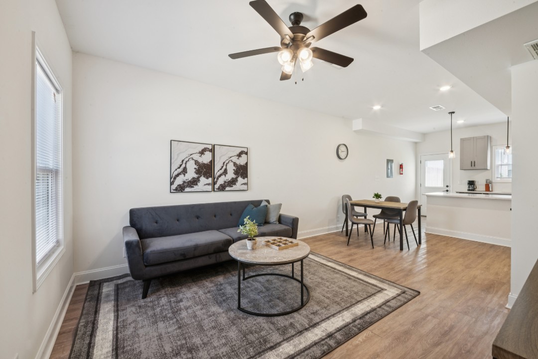 Arte Luxury townhomes Q4 2/2.5