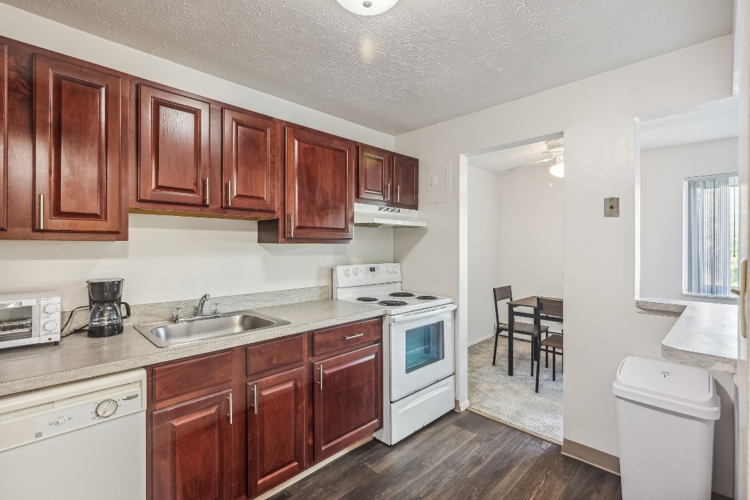 Midtown Towers 3012, · Unit 1/1
