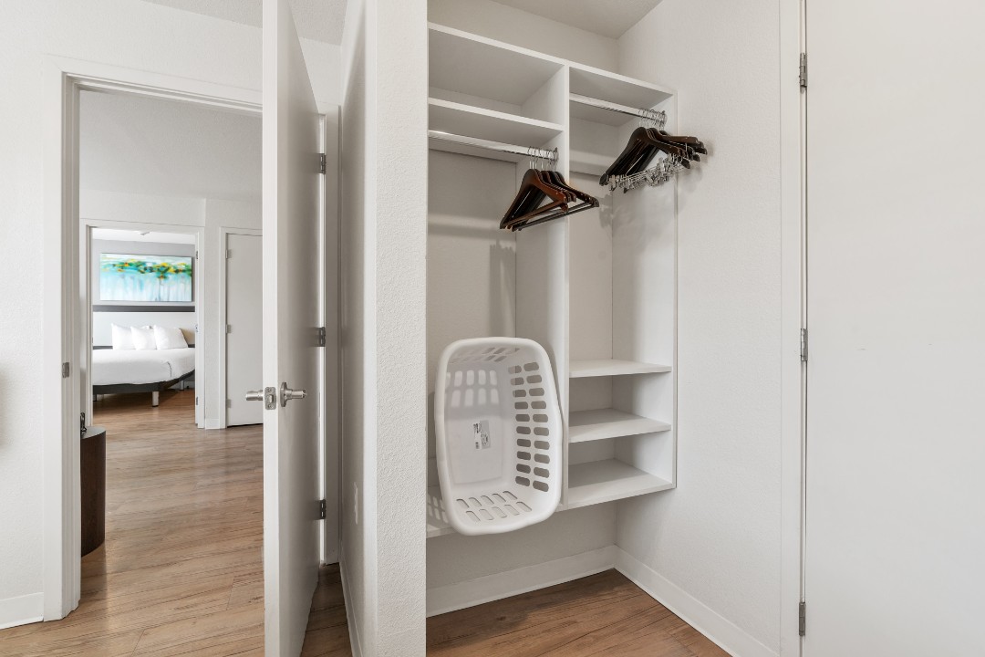 Simplicity At the Rim · Unit 1216  2/2