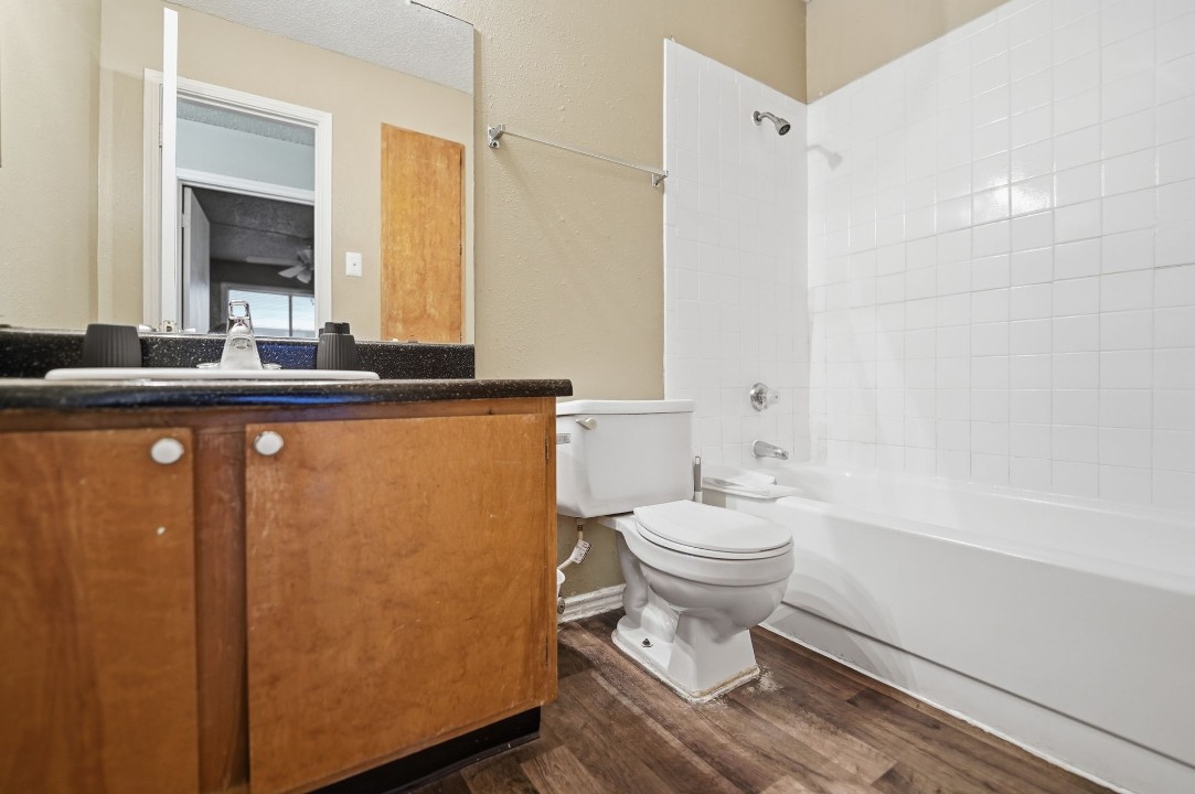 District West · Unit 815