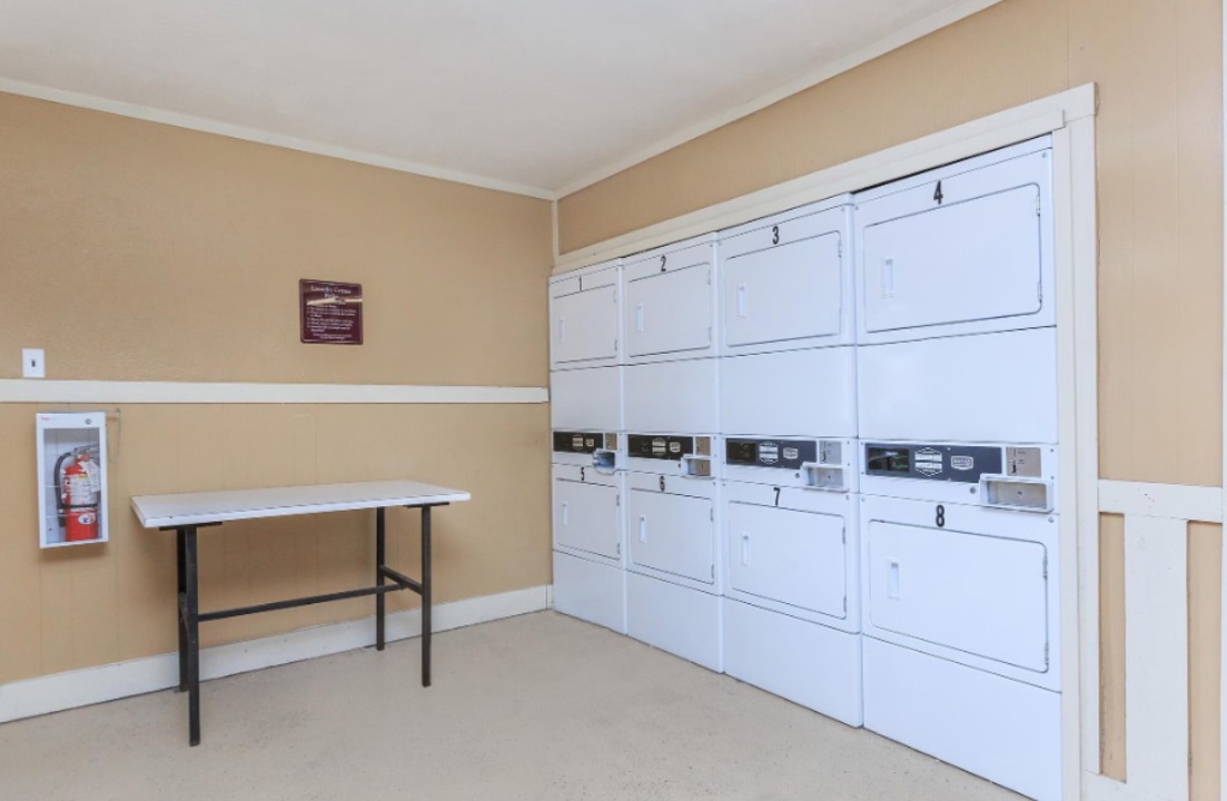 Eureka village · Unit 152 1/1