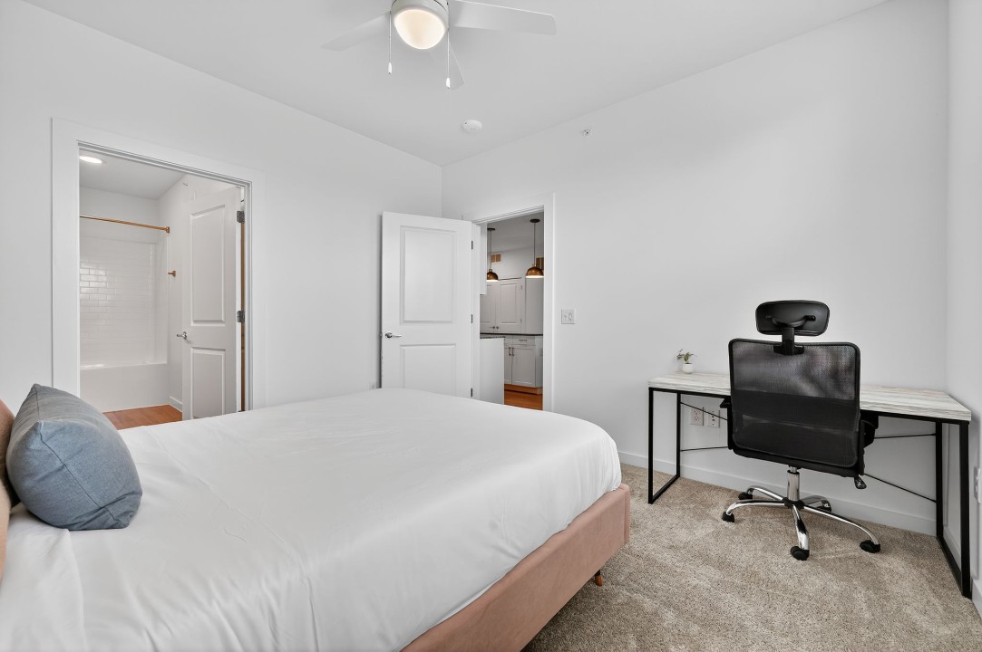 Spectra Parks · Unit 1208 2/2