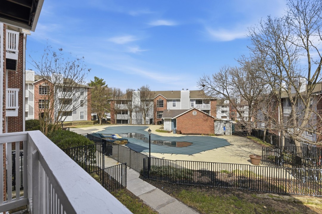 Lincoln Green · Unit 2718 1/1
