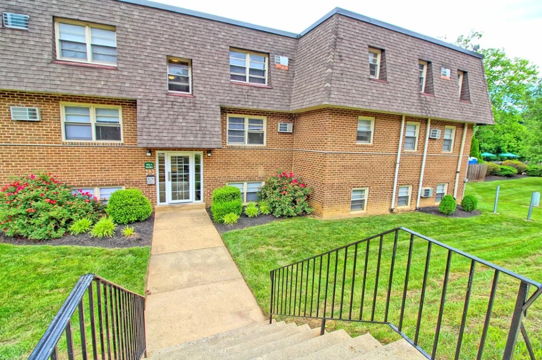 Pinebrook 1102 Wharton Drive 2br