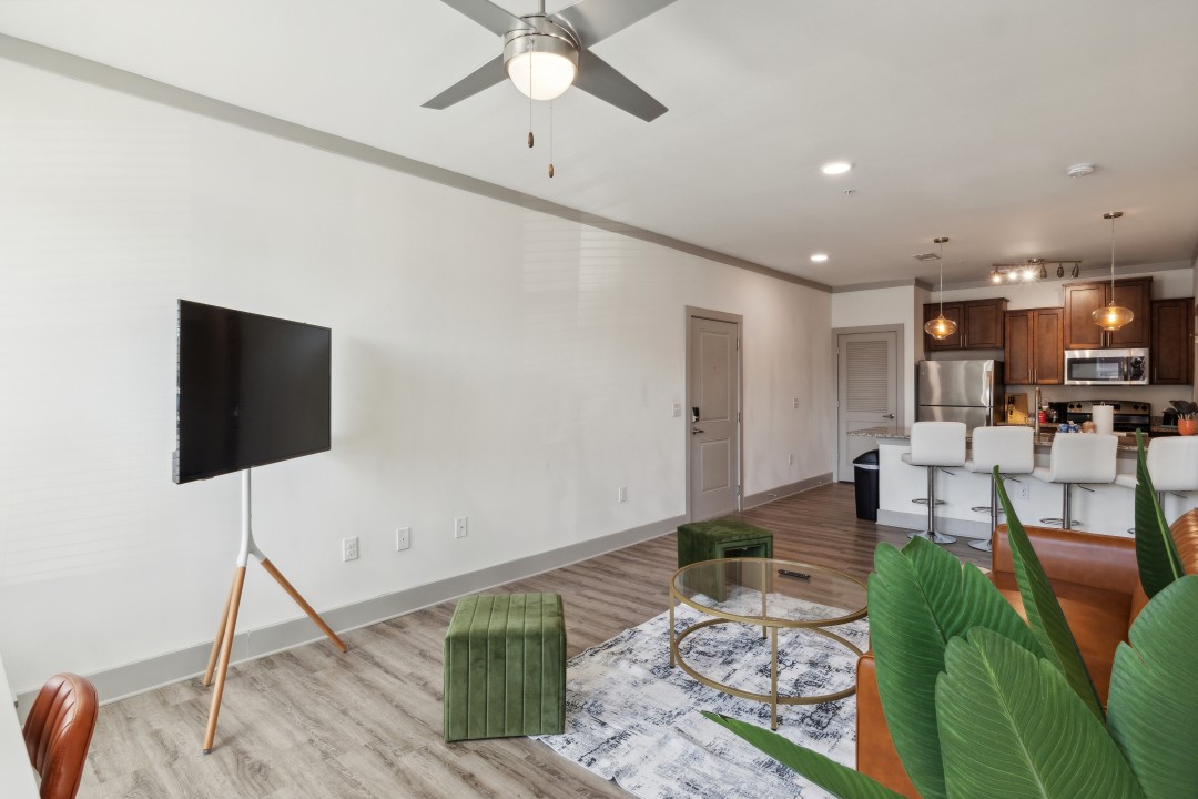 Overlook at Farragut 5106, 1BD/1BA