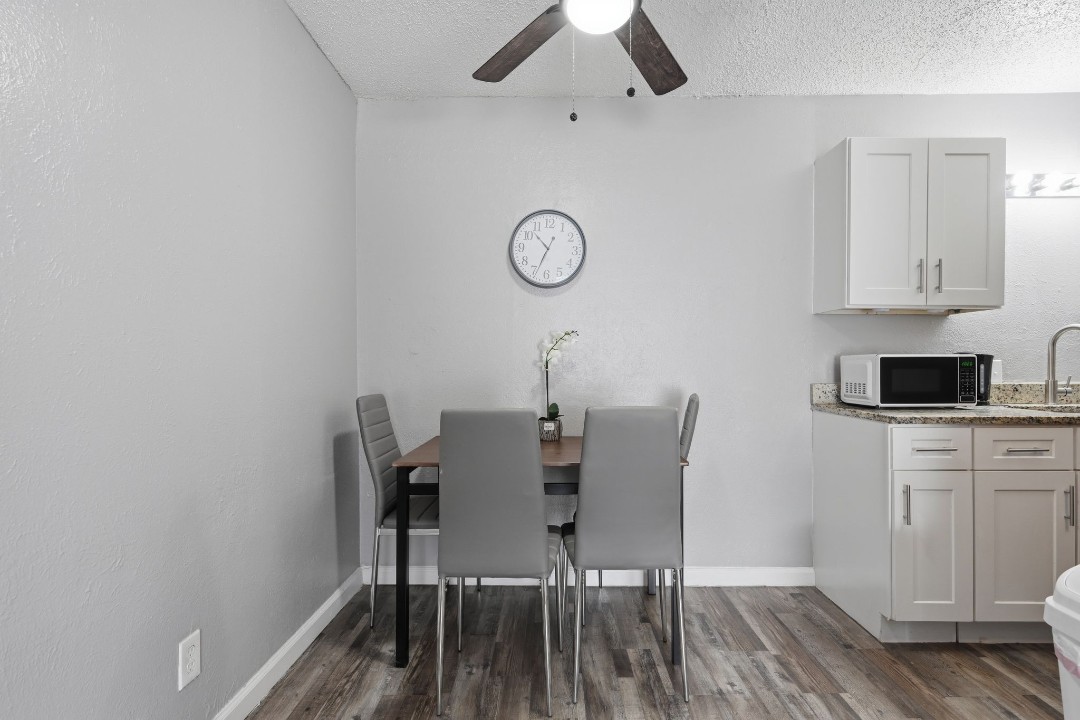 Pioneer Creek 604-01 · Unit 1/1