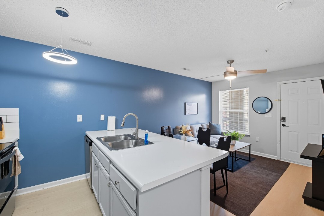 Meadowbrook 250-102 1bd/1bd