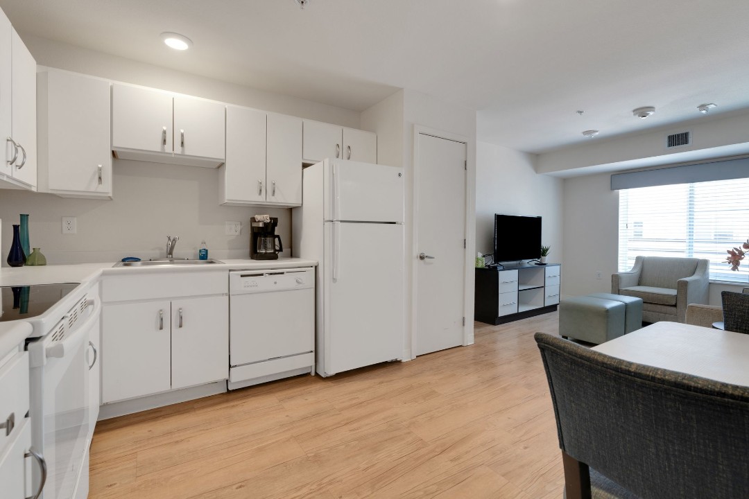 Simplicity At the Rim · Unit 1305 1/1