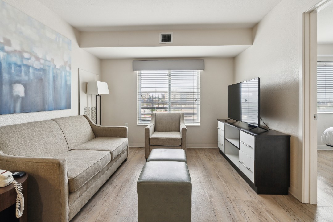 Simplicity At the Rim · Unit 1206  2/2