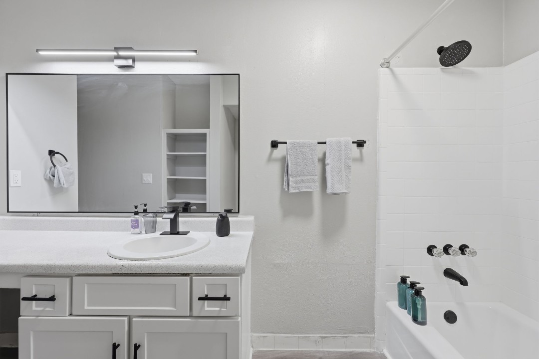 The Domain Apartments 4731B · Unit 1/1