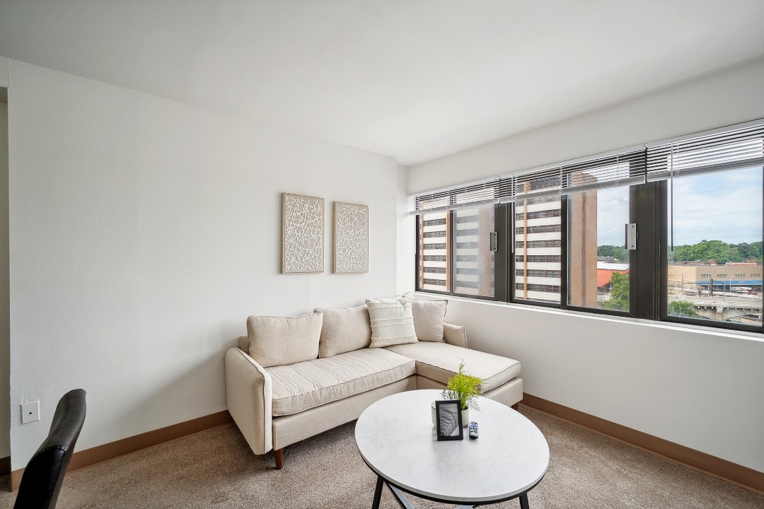 Pa Place 501, 2br