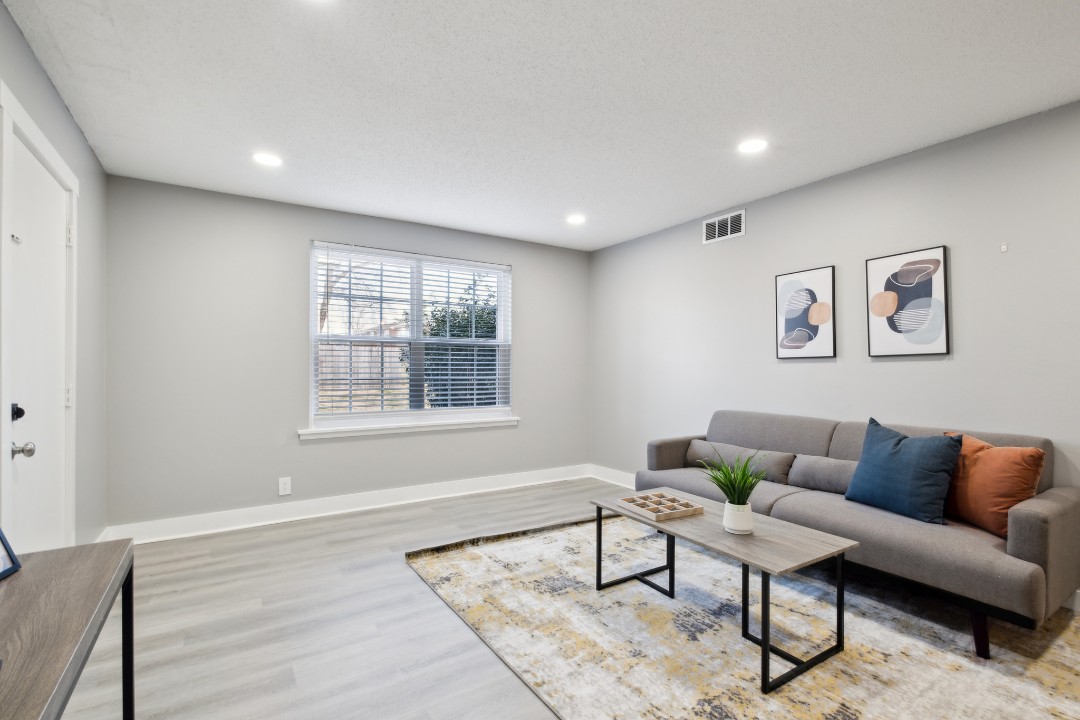 Brentwood Hills, C4- · Unit 1/1