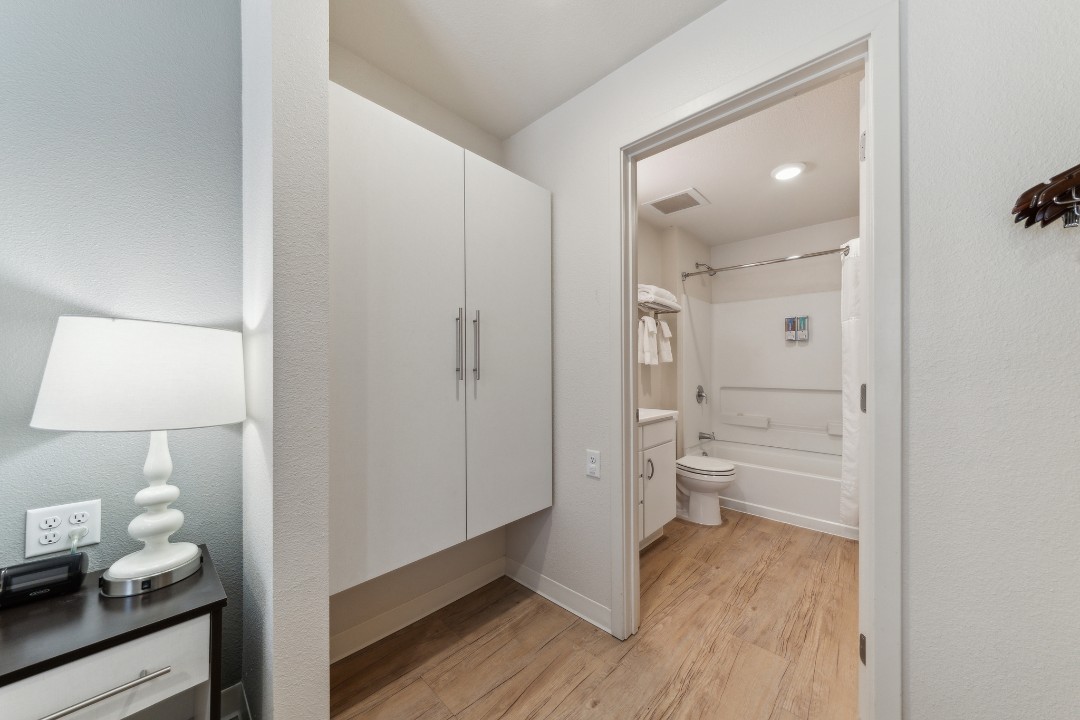 Simplicity At the Rim · Unit 1211  1/1