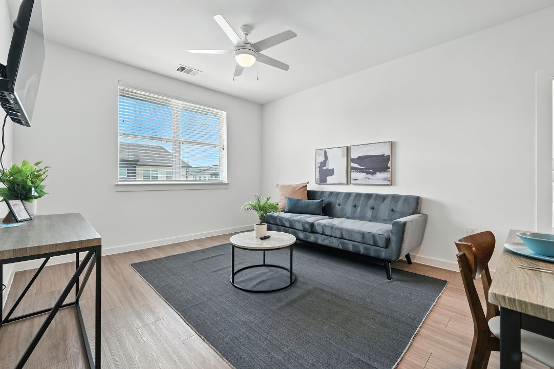 Spectra Parks · Unit 4301 2/2
