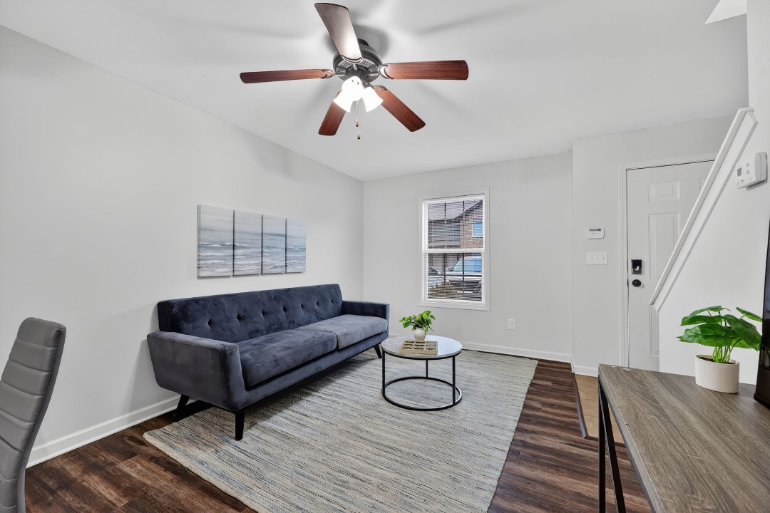 2 Bedrooms · Signature layout