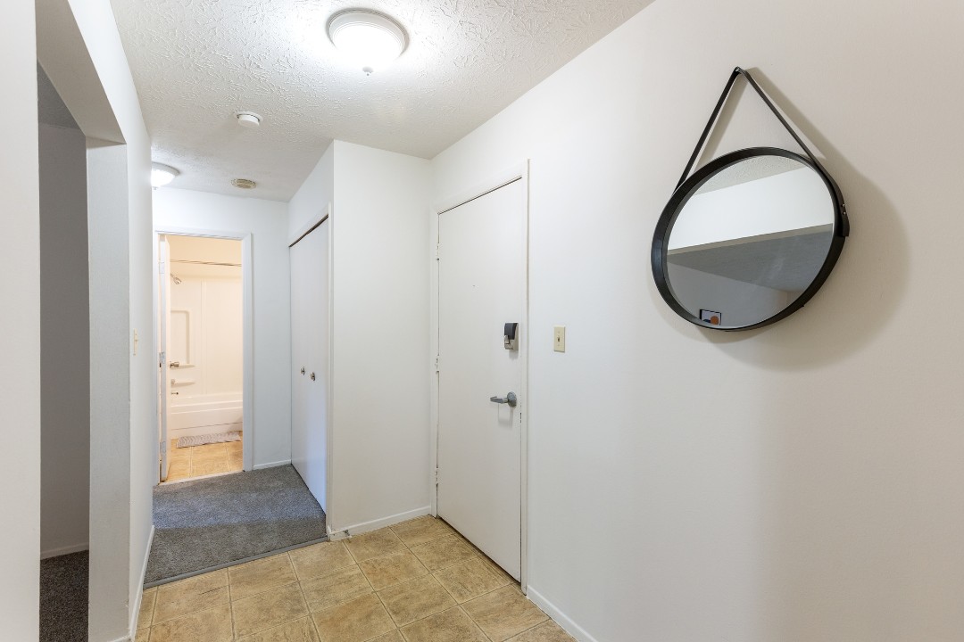 Midtown Towers 3105, · Unit 1/1